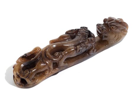 Chinesischer Gürtelhaken in brauner Jade